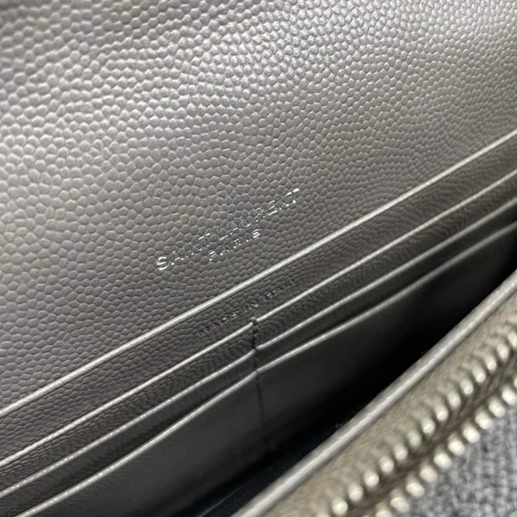 100% Authentic Yves Saint Laurent Shoulder Bag - Picture 15 of 15